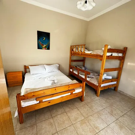 Apartment Dionis Flogita