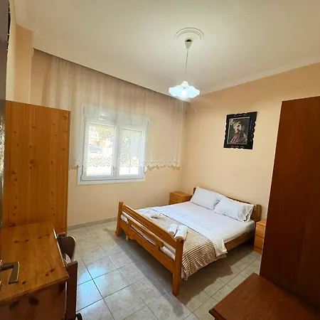 Apartment Dionis *